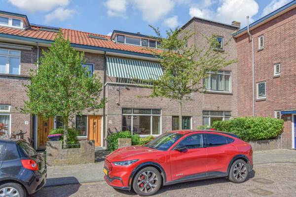 Woning Plaats van Middendorp 11 Voorburg