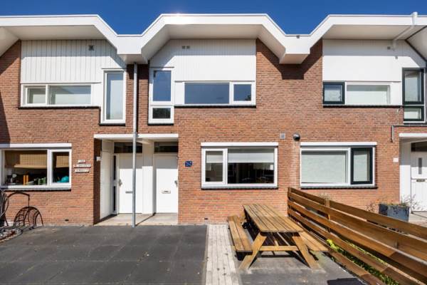 Woning Fakkelgras 21 Leiden