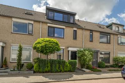 Woning Wetering 9 's-Gravendeel