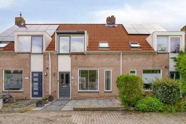 Woning Stijgbeugel 100 Zwaag