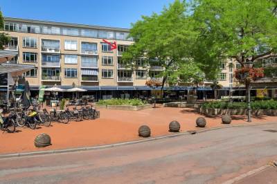 Woning Julianaplein 64 Bussum