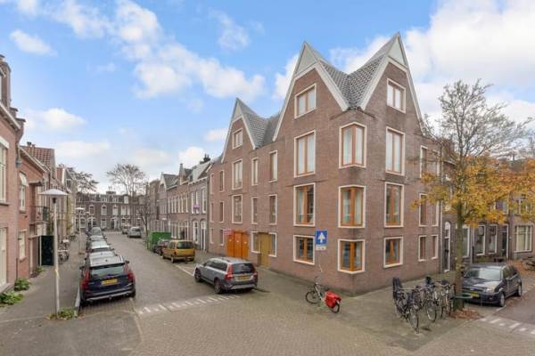 Garage Van Leeuwenhoeckstraat 12 Utrecht