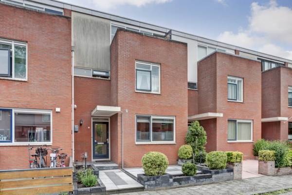 Woning Aalbessenstraat 18 Almere
