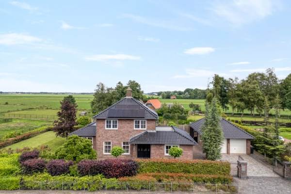 Woning Nieuwe Daarlerveenseweg 10 Vriezenveen