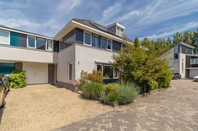 Woning Koningsbergen 17 Wormer