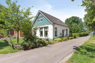 Woning 't Lindenhof 1 Bellingwolde