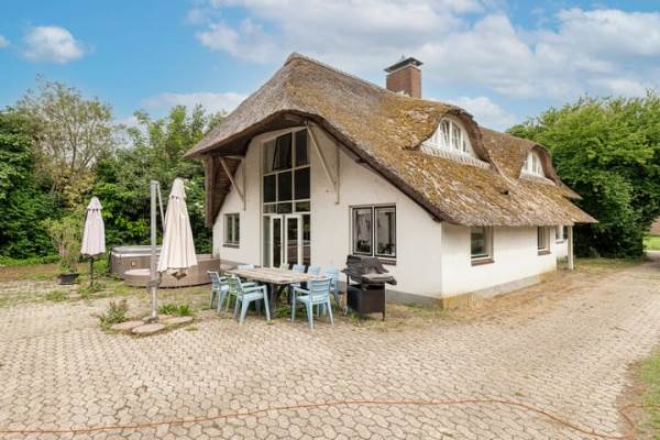 Woning Dorpsstraat 7 Est