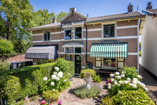 Woning Lindenlaan 83 Huizen