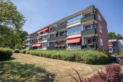 Woning Laan van Kortrijk 1 Almelo