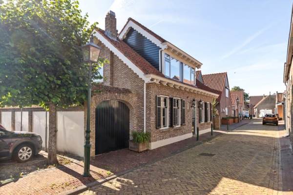 Woning Oostelijke Achterweg 6 Sommelsdijk