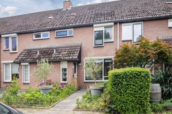 Woning Noordelijke Esweg 124 Hengelo (OV)