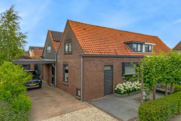 Woning Schoollaan 10 Hekelingen
