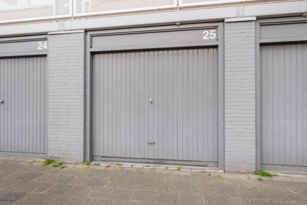 Garage Sibeliusplein 25 Schiedam