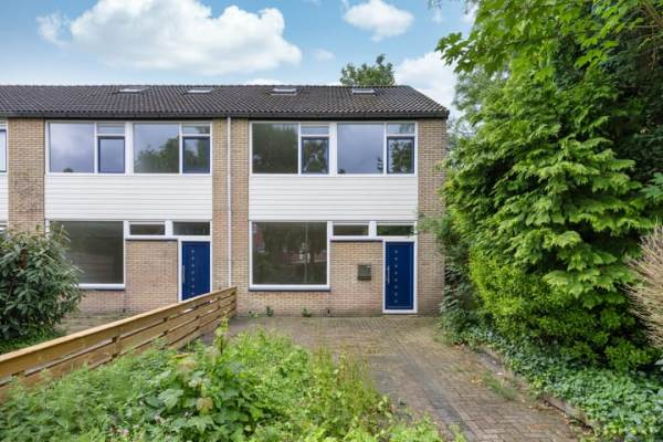 Woning Stinzenflora 102 Leeuwarden