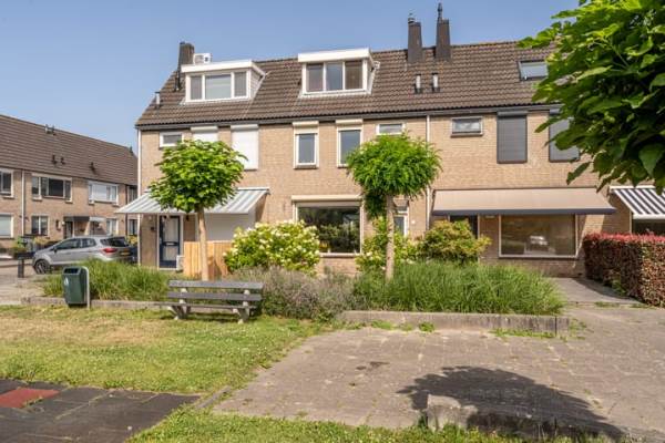 Woning Biezensnijder 3 Puttershoek