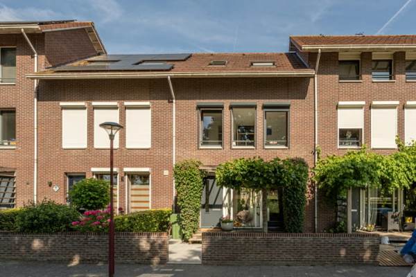 Woning Valeriaan 7 Puttershoek