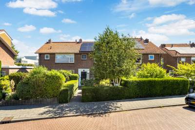 Woning Julianastraat 7 Rhoon