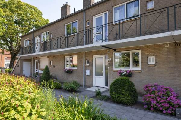 Woning S.L. Louwesstraat 165 Enschede