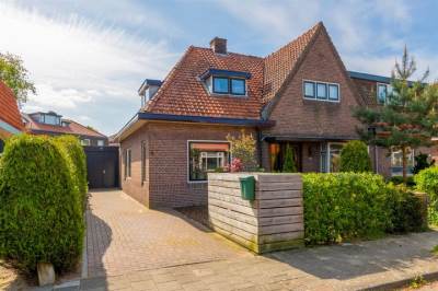Woning Ds. Nahuyslaan 5 Zeist