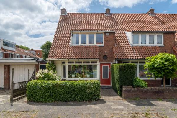 Woning Jan Steenstraat 1 Leeuwarden