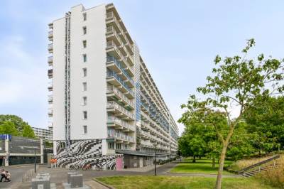 Woning Hogevecht 146 Amsterdam