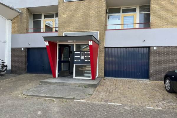 Garage Lisstraat 5 Zwijndrecht