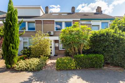 Woning Bachstraat 24 Numansdorp