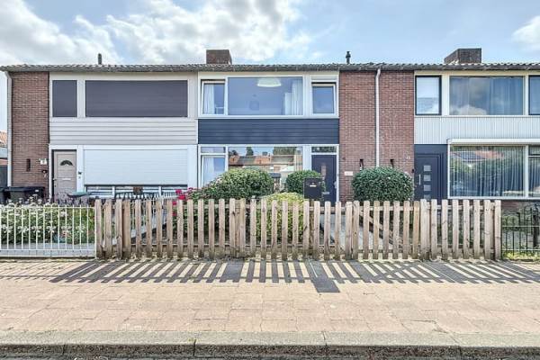 Woning Koningin Wilhelminastraat 4 Schoondijke