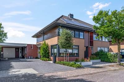 Woning J. van Zantenstraat 96 Meteren