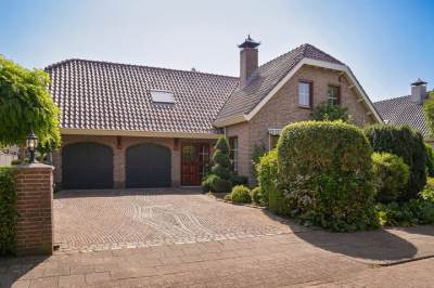 Woning Wethouder Viveenstraat 1 Woudrichem