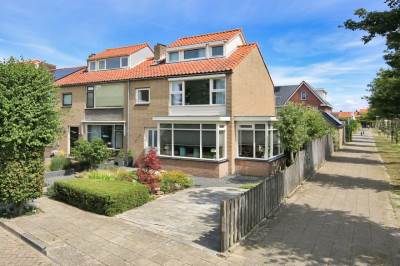 Woning P J Warmerdamstraat 22 De Zilk