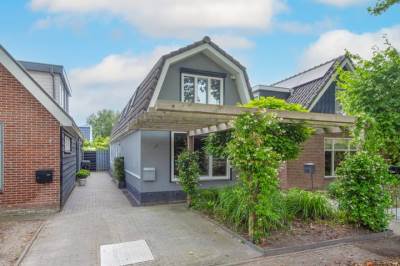 Woning Spoorstraat 98 Noord-Scharwoude
