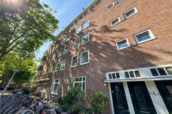 Woning Van Rensselaerstraat 82 Amsterdam