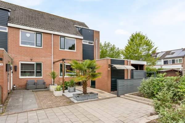 Woning Dominee Janzoniusstraat 19 Moordrecht