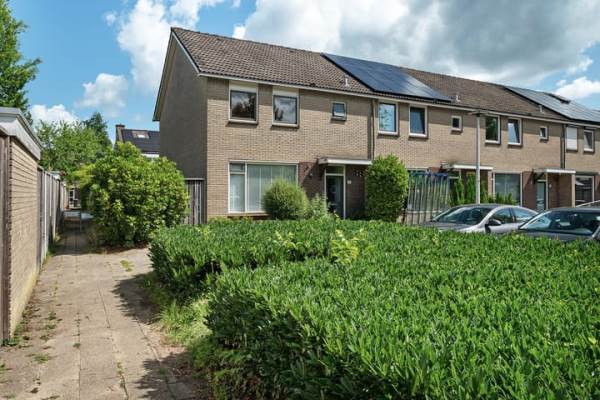 Woning J.C. Bloemstraat 20 Hengelo (OV)