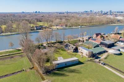 Woning Lange Stammerdijk 24 Amsterdam