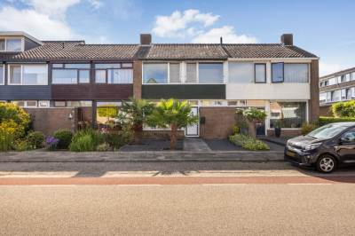 Woning Admiraal de Ruyterlaan 4 Hendrik-Ido-Ambacht