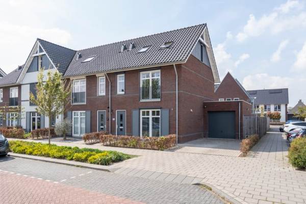 Woning Boomgaard 49 Nieuwendijk