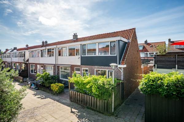 Woning Warmoezenierstraat 17 Leeuwarden