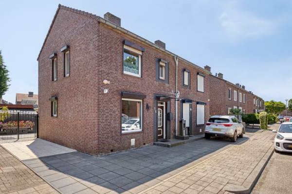 Woning Koningin Wilhelminalaan 76 Swalmen