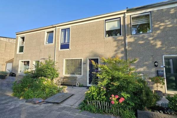 Woning Oranjeboomstraat 27 Westzaan