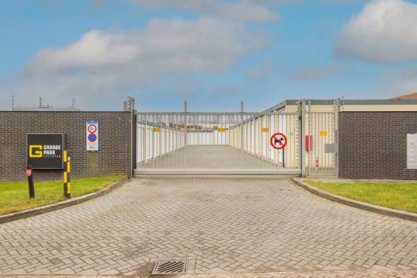 Garage Kwikstraat 32 Lelystad