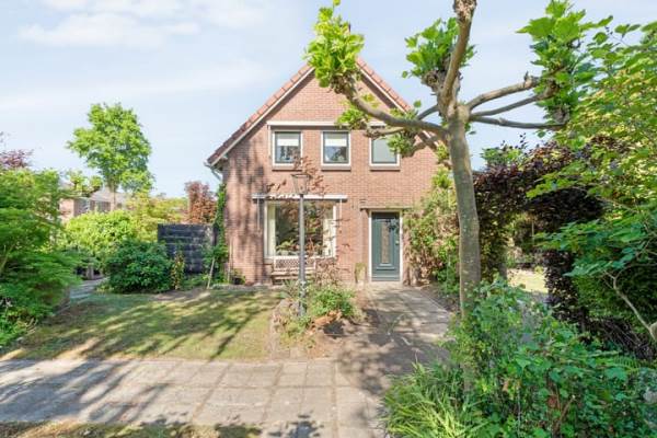 Woning Stationsweg 15 Mariënberg