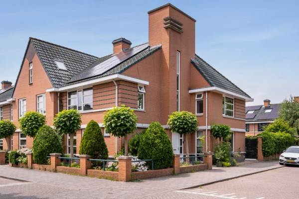 Woning Henriëtte Bosmanslaan 33 Maassluis