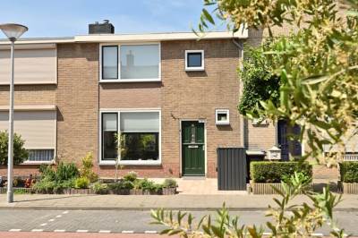 Woning Goudenregenstraat 28 Steenbergen (NB)