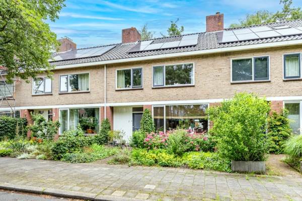 Woning Abraham Kuyperlaan 25 Groningen