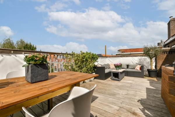 Woning Van Tuyll van Serooskerkenplein 543 Amsterdam