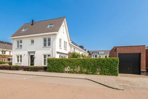 Woning Riek van Haarenstraat 1 Culemborg