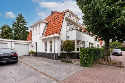 Woning Cornelis De Ruijterhof 8 Baarn