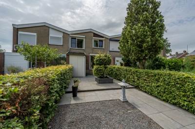 Woning Sterrenlaan 4 Puttershoek